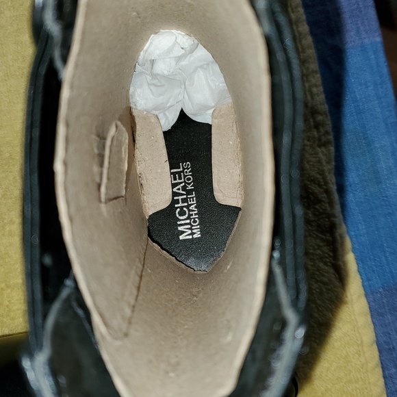 Mk Texana Kinlee Ankle Bootie Black Sz 7M - Picture 9 of 12